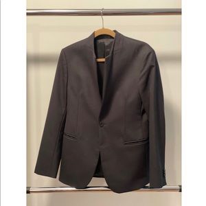 Emporio Armani Fashionable Men’s Suit